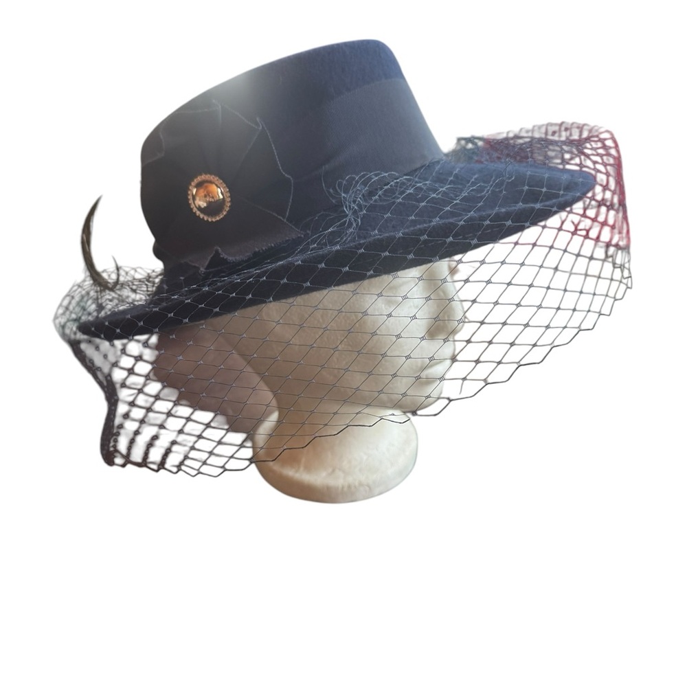 Vintage 100% Wool, Made in USA, Elegant Navy Veil Hat - Picture 1 of 6